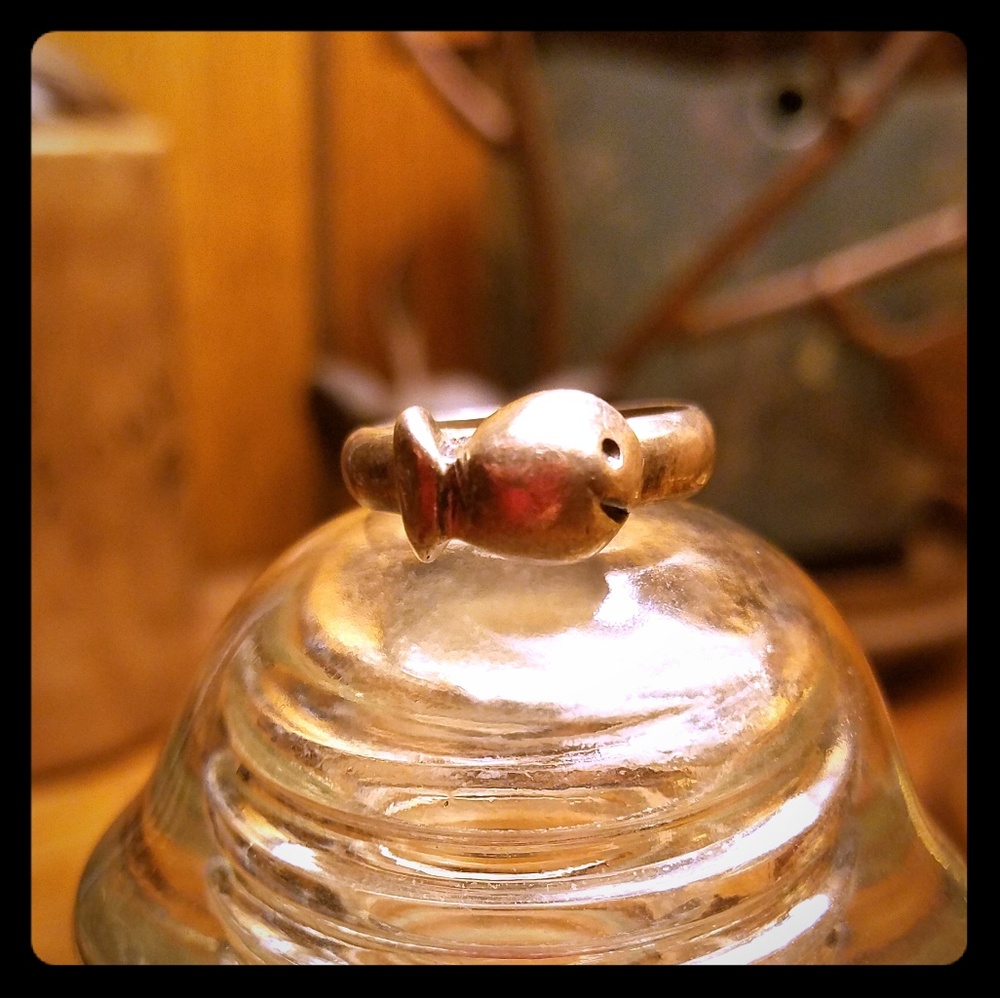 Vintage Goldfish silver ring